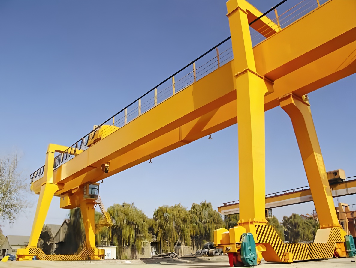 雙主梁門式起重機(jī).jpg